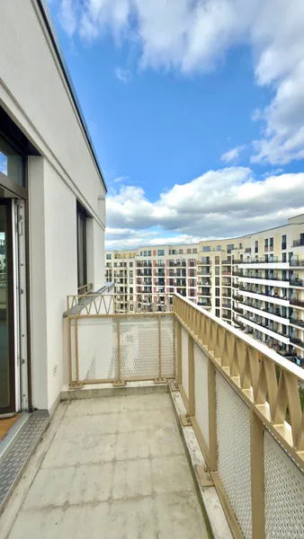 4-Zimmer-Wohnung mit großer Terrasse – nah am Bahnhof Südkreuz — photo 1